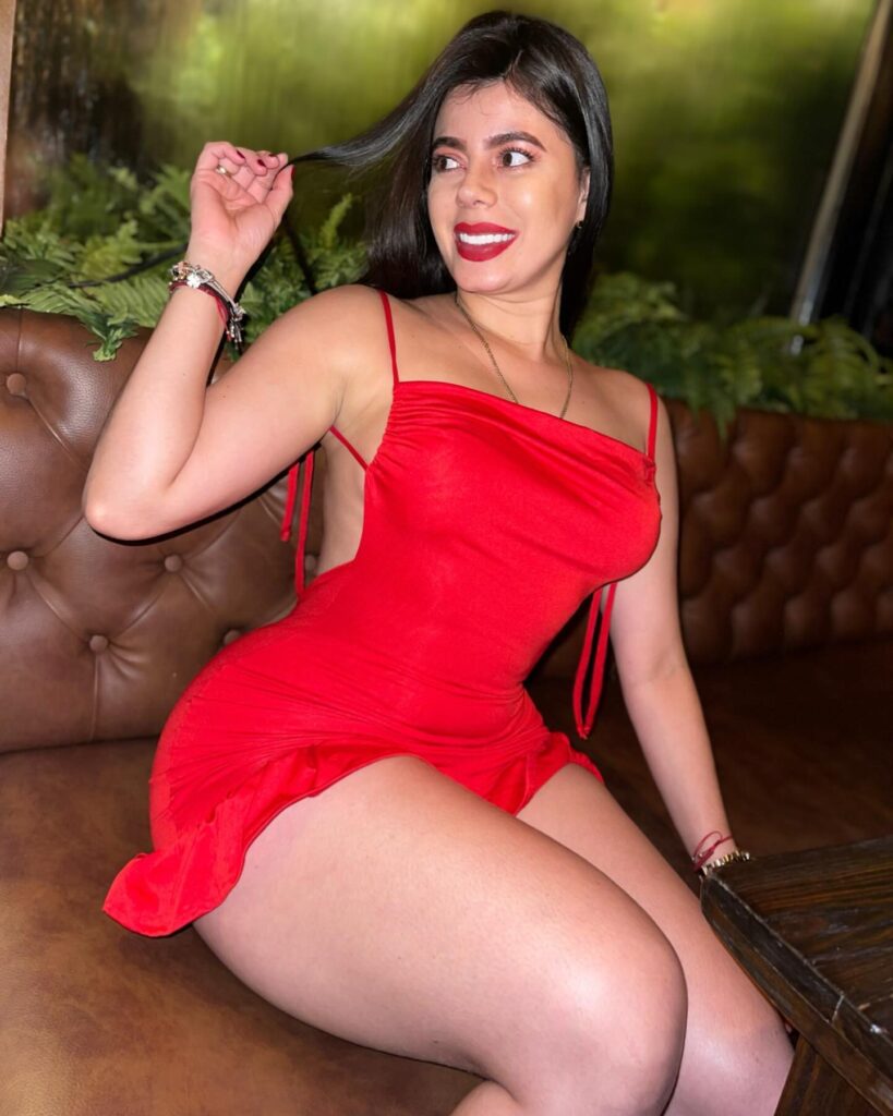 Vanessa Rivera (@vanessarivera_1) – Fitness Influencer Lifestyle Creator age height weight biography
