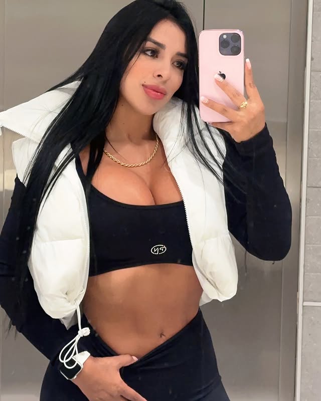 Lorena “lorenas366” – Fitness Model • Influencer • Wellness Advocate