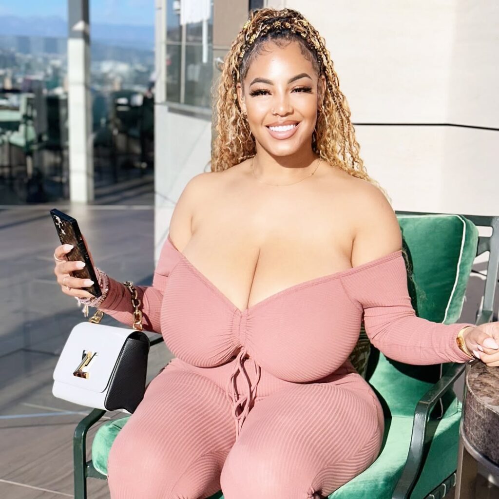 Stephanie Nelson (persephanii) Age, Height, Weight, Wiki, Biography, & More