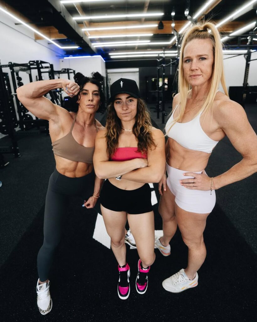Holly Holm fitness influencer Age, Height, weight, boyfriend, Net Worth & Life style